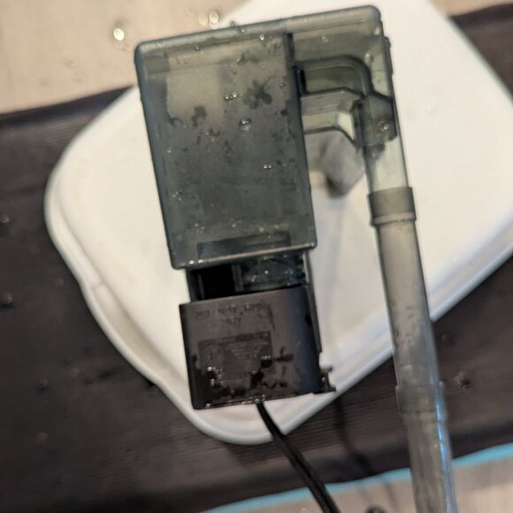 Fluval AC50 Fish Tank Filter - Picture 2 of 4